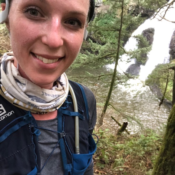 Meet your Posher, Kari - Picture 1 of 1